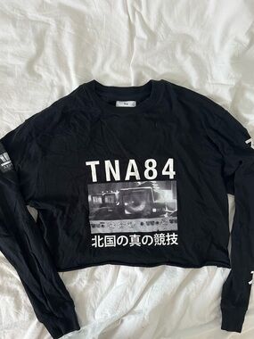 TNA long sleeve size small